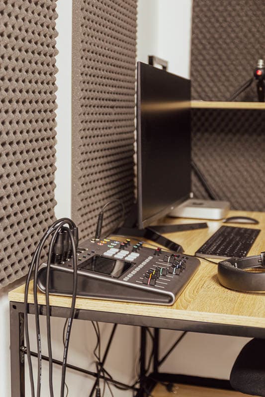 Podcastové štúdio ONRECORD — záber 2